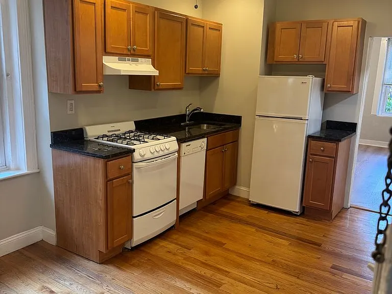 68 Joy St #11-2G — Photo 15