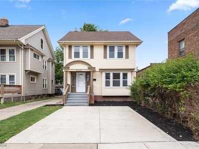 2010 Chesterland Ave, Lakewood, OH, 44107