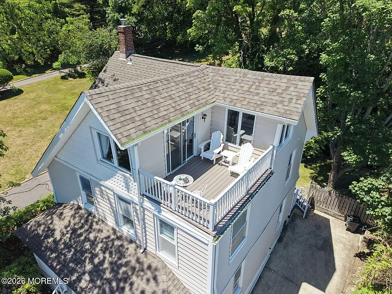 75 Portland Rd — Photo 2
