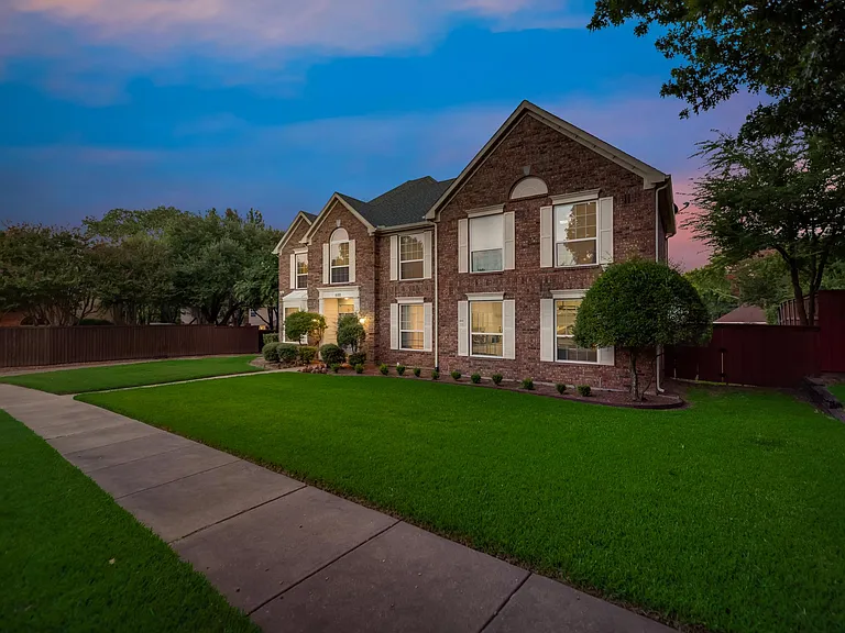 600 Post Oak Dr — Photo 9