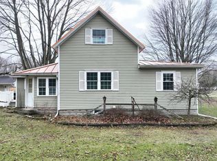 1574 Boy Scout Rd, Caro, MI 48723