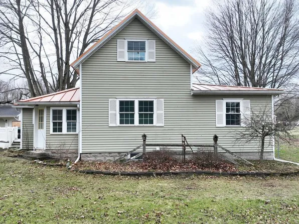 1574 Boy Scout Rd, Caro, MI 48723