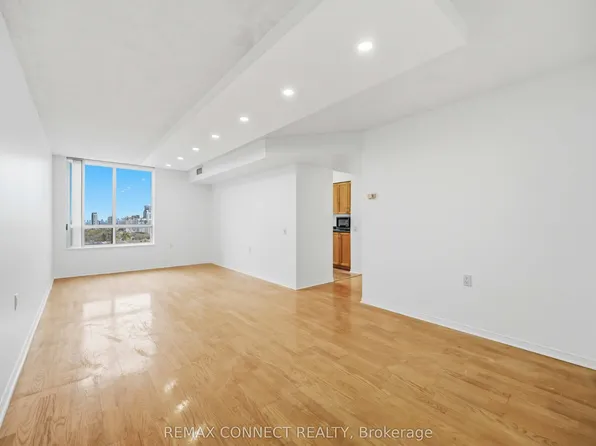 35 Finch Ave E #2010, Toronto, ON M2N 6Z8