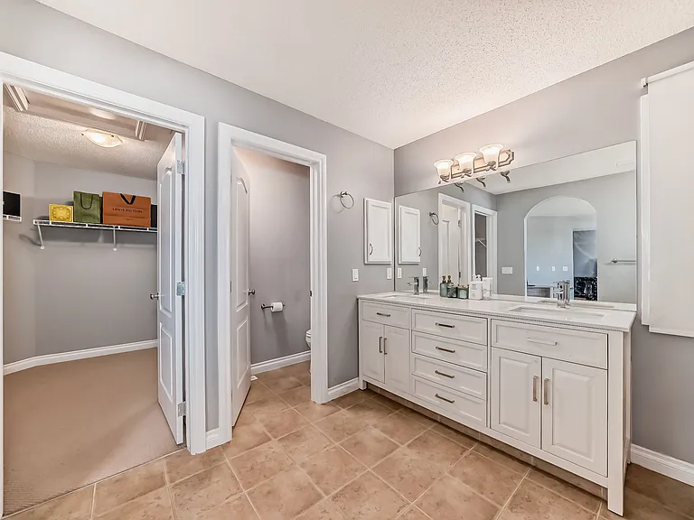 409 W Lakeview Dr — Photo 28