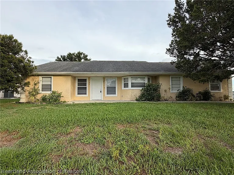123 Friendly Cir — Photo 1