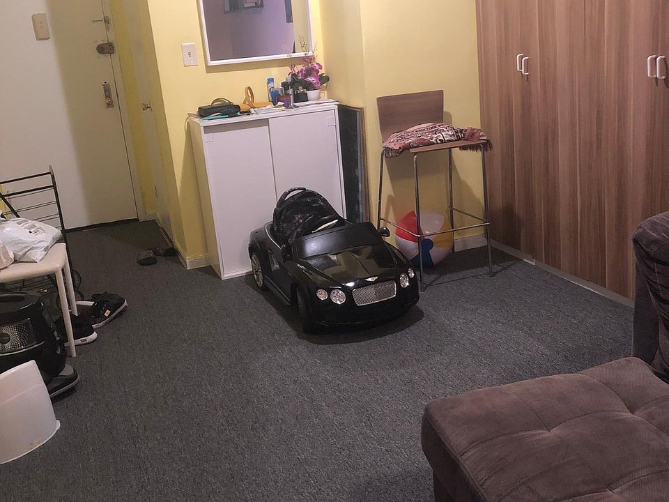 2nd image of 2781 Ocean Ave APT 4M