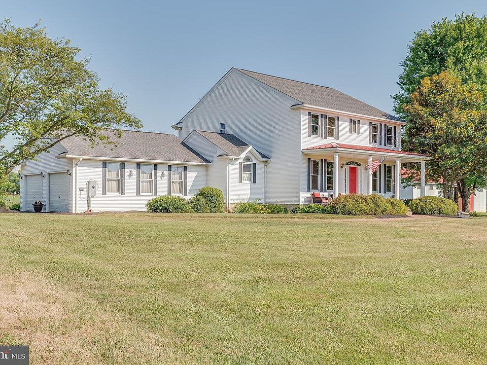 1st image of 311 Peaceful Breeze Ln