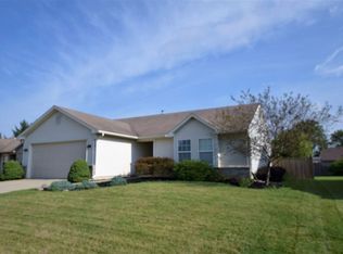 8301 Beacon Ridge Pl, Fort Wayne, IN 46835