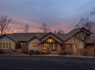 210 High Rd, Hendersonville, NC 28739