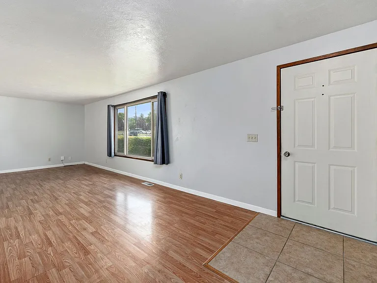158 Ridgeway Dr — Photo 6