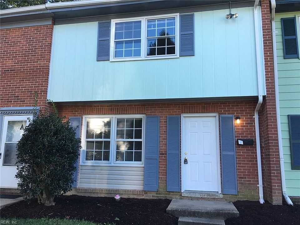 1st image of 409 Savage Dr Unit B