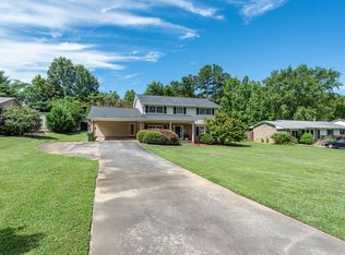 1205 Crestfield Dr, Lancaster, SC 29720