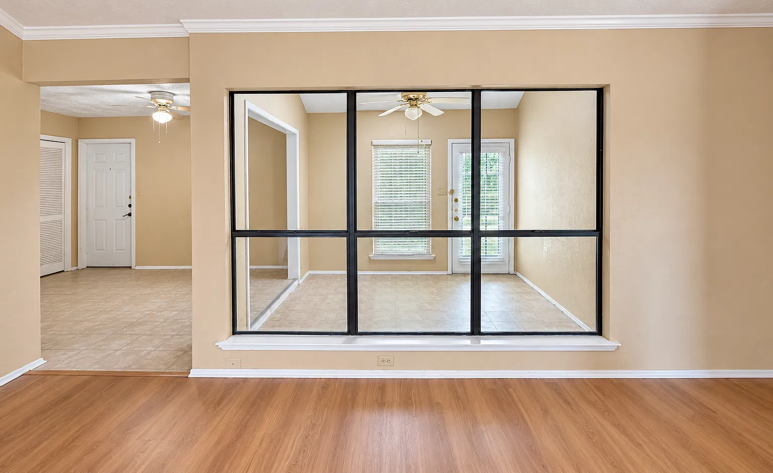 3 bed, 1694 sqft, $2,300 — Photo 3