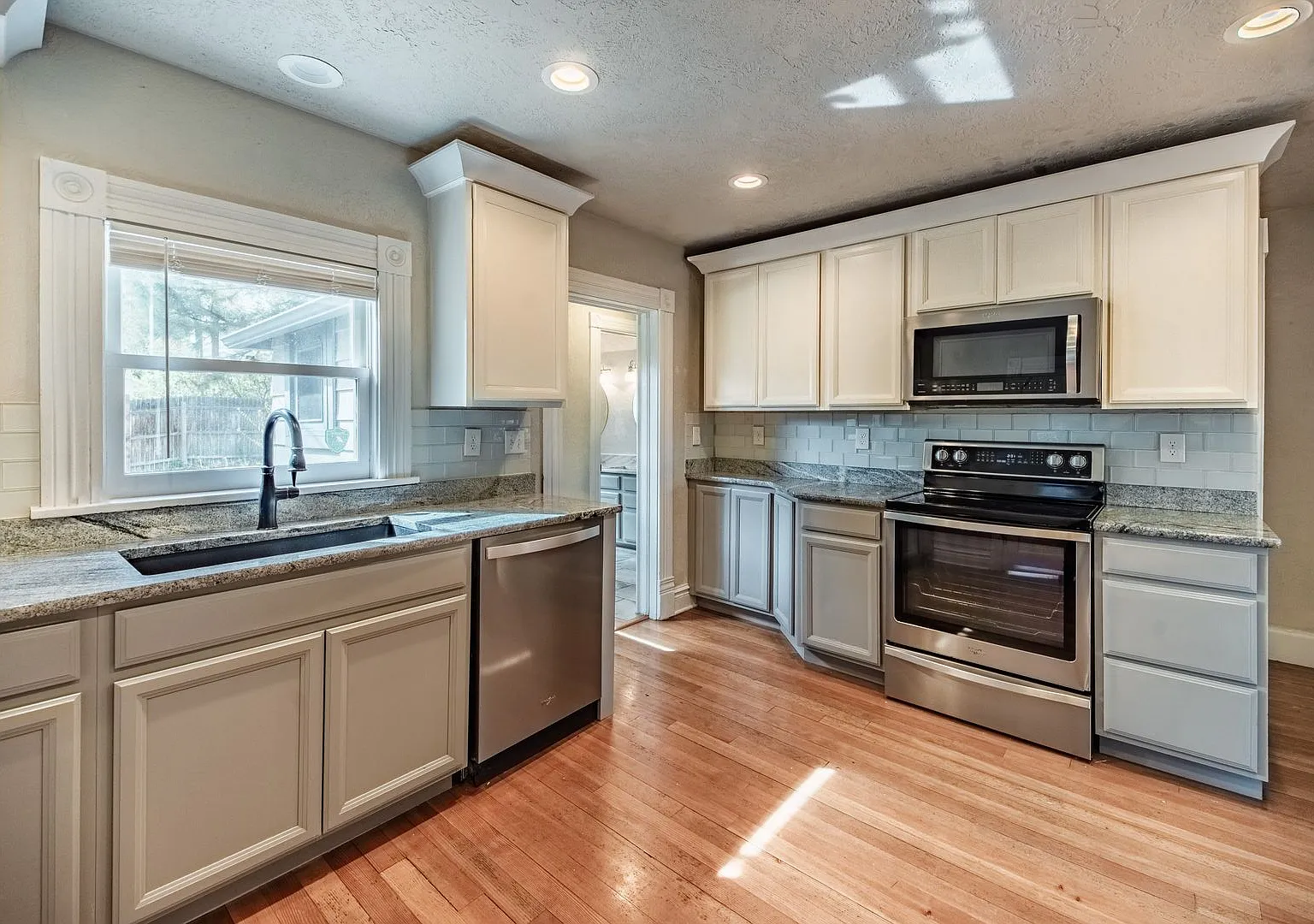 Westside Charmer! 4BR Historic Home + 2-Car Garage | $1,100 Move-In Credit — Photo 2