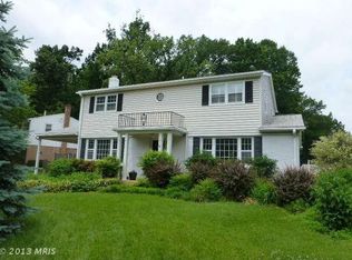 9106 Donna Dean Dr, Springfield, VA 22153