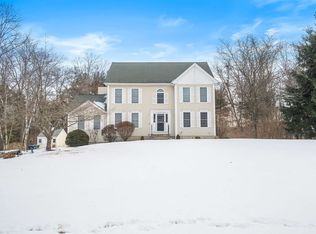 18 Redwood Rd, Salem, NH 03079