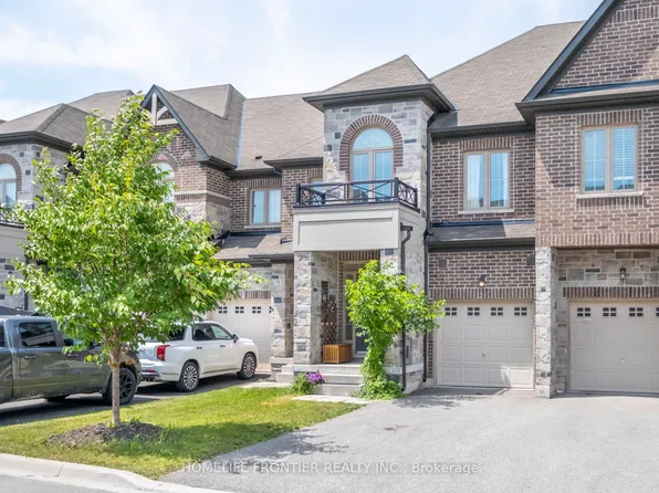 80 Walter Proctor Rd, East Gwillimbury, ON L9N 0N9