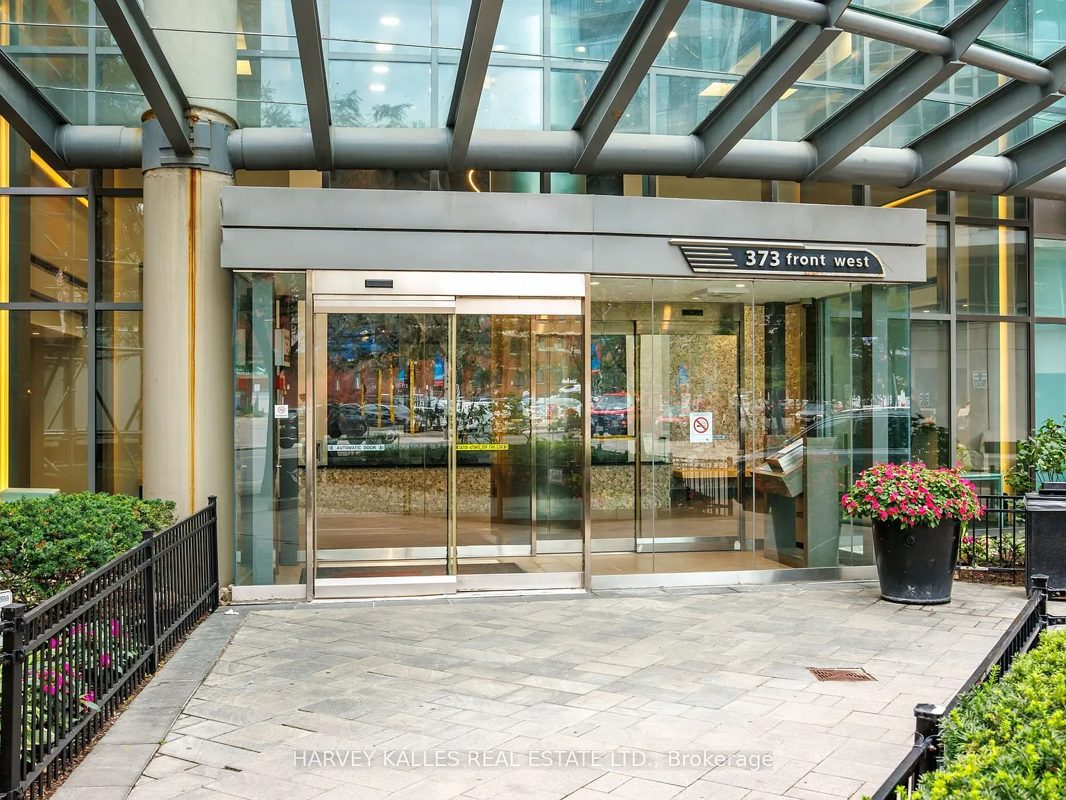 2 bed, $3,500 — Photo 2