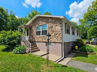 3 Mary Drive, Bloomingburg, NY 12721