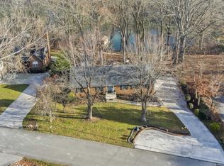 2724 Joneva Rd, Knoxville, TN 37932