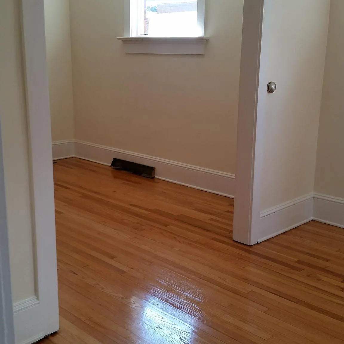 2 bed, 1450 sqft, $1,200 — Photo 2