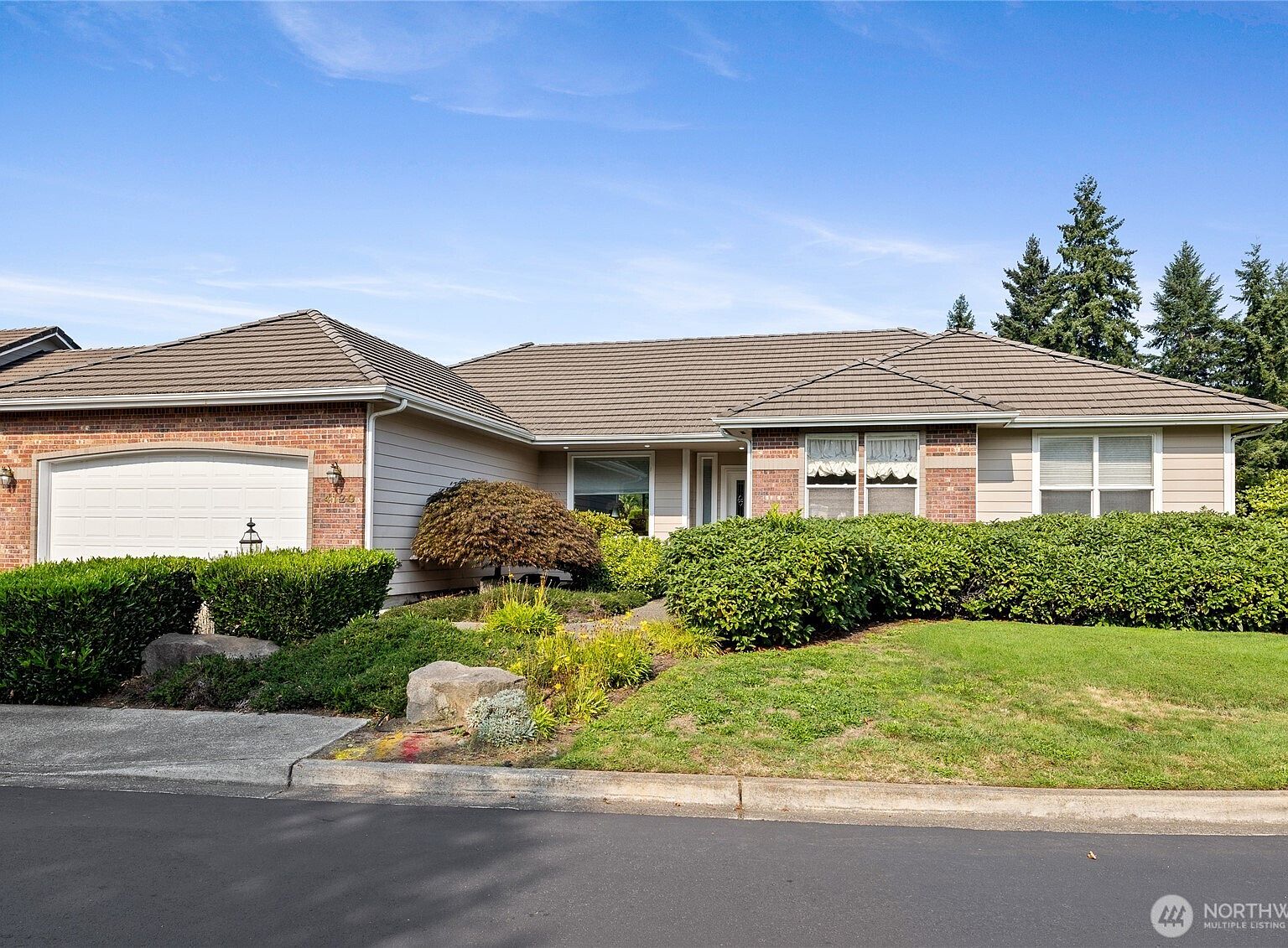 4120 Stonehaven Lane SE