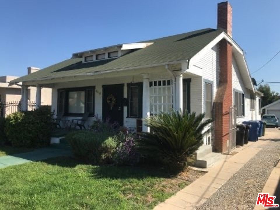 1st image of N Mariposa Ave