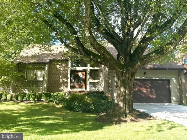 6184 Llanfair Dr, Columbia, MD 21044