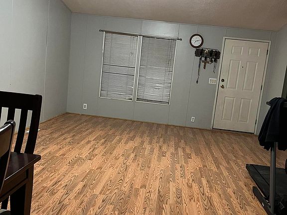 5th image of 607 N Cherry Ln