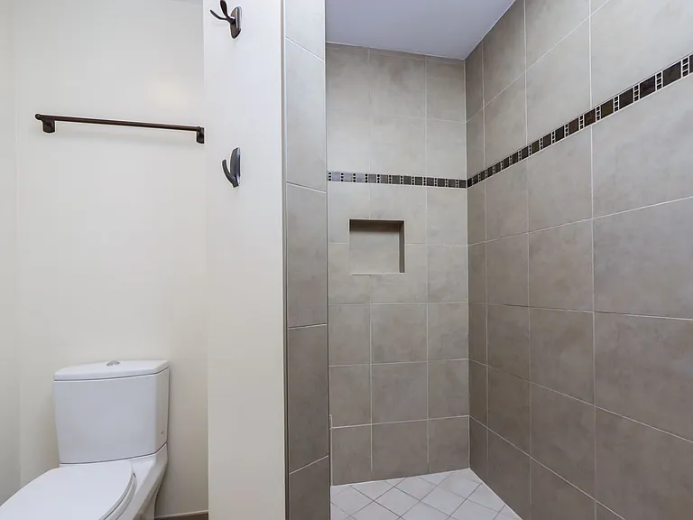 404 Gold Mine Dr — Photo 25