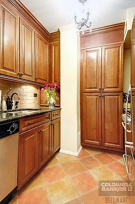 Sold by Bellmarc Realty | media 10