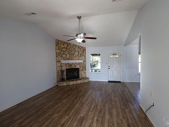 3rd image of 2025 Burjonik Dr