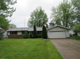 42987 Crestlane Dr, Elyria, OH 44035