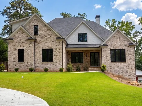 3700 Robinson Rd NE, Marietta, GA 30068