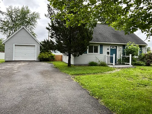 17 Charles Rd Photo 1
