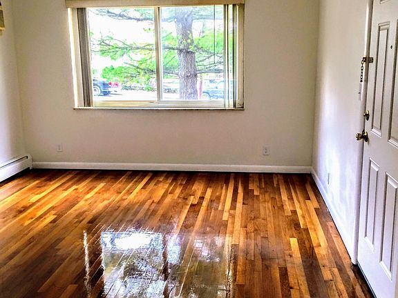 4th image of 3154 Schubert Ave APT 1