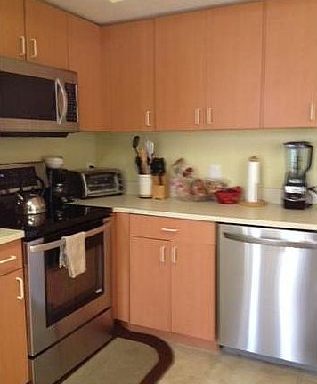 4th image of 1610 Belmont Ln #0