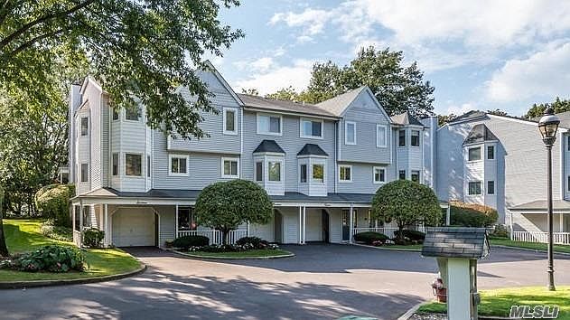 1st image of 16 Highland Mews
