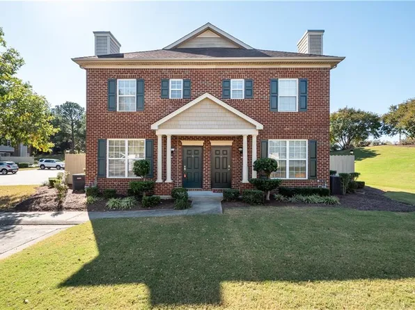 1017 Farrcroft Way, Virginia Beach, VA 23455