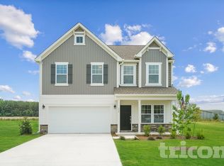 152 Walker Grove Ln, Lillington, NC 27546