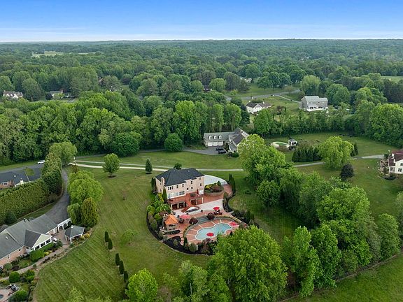 3rd image of 1312 Double Gate Ct
