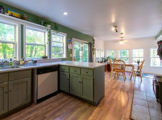 183 Molyneaux Rd, Camden, ME 04843