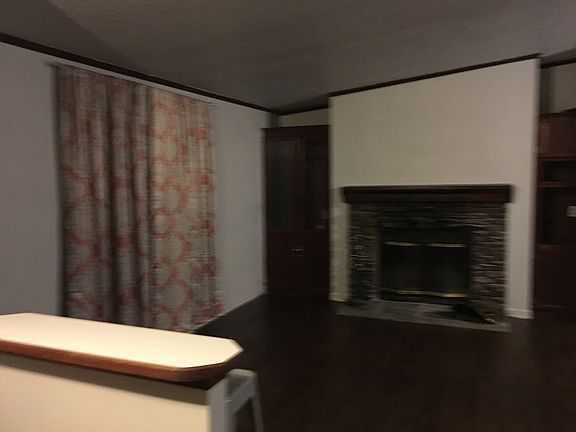 4th image of 108 Basham Ln