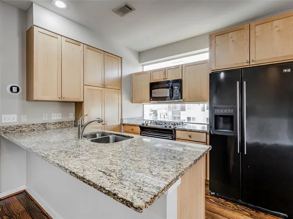 9 N Ennis St, Houston, TX 77003