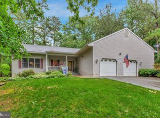 23083 Barberry Ln, California, MD 20619