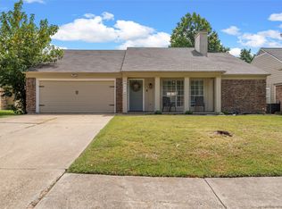 4116 Hathaway Dr, Grand Prairie, TX 75052