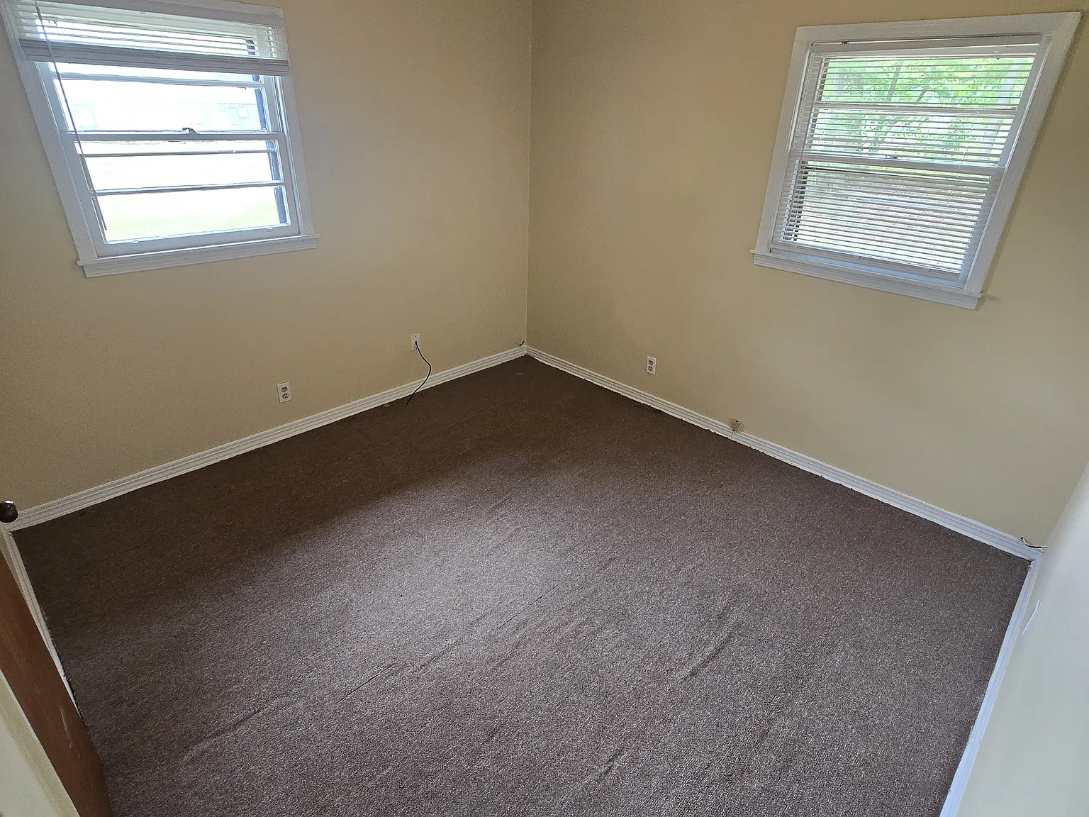 3 bed, 936 sqft, $895 — Photo 4