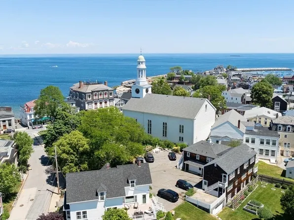 9 Jewett St APT C, Rockport, MA 01966