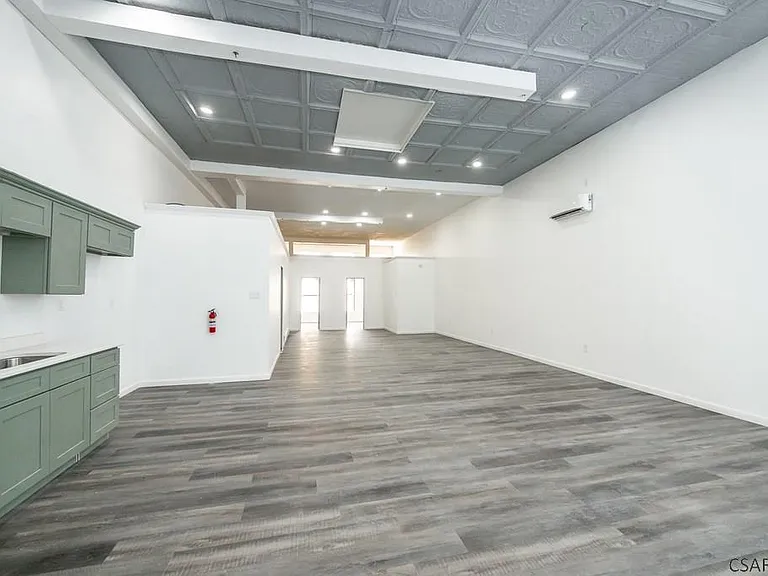 215 Franklin St #301 — Photo 2