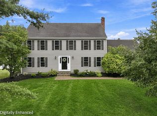 207 French Farm Rd, North Andover, MA 01845